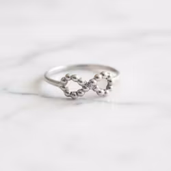 Silverring med Evighetssymbol