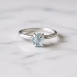 Silverring rå Akvamarin sten