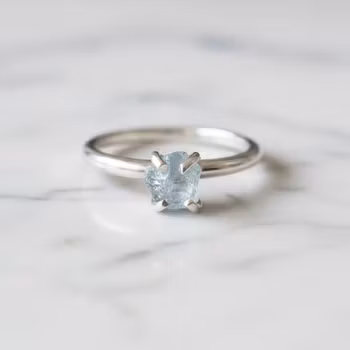 Silverring rå Akvamarin sten