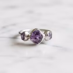 Kristallring rå lila Ametist silver