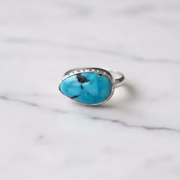 Ring med turkos