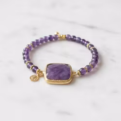 Armband lila stenar