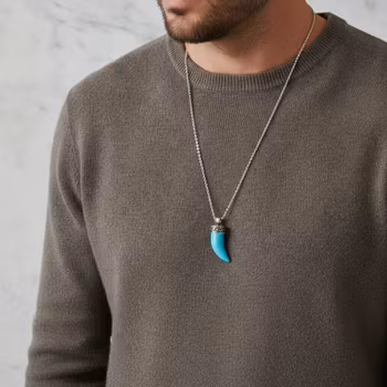 Halsband med stort turkosa hänge