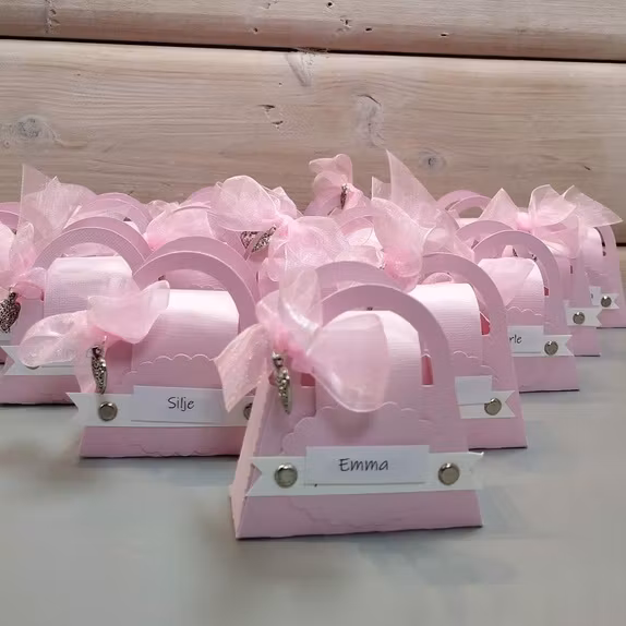 More complicated place cards/ Mer kompliserte bordkort