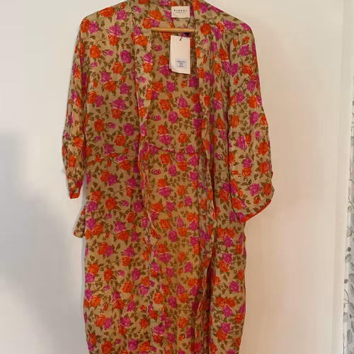 Kimono - Rosa blommor