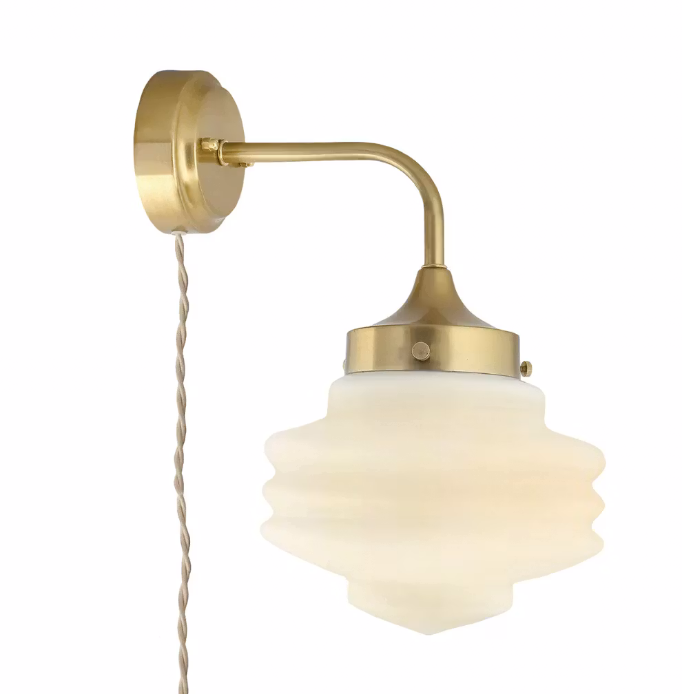 Vägglampa i mässing