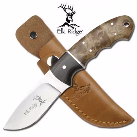 Prisvärd jaktkniv i vacker design och vasst knivblad.
