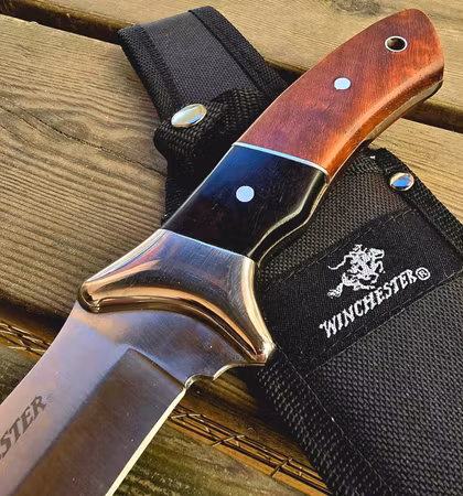 Winchester Hunter Jaktkniv 22 cm med Full Tang | Jaktgiganten