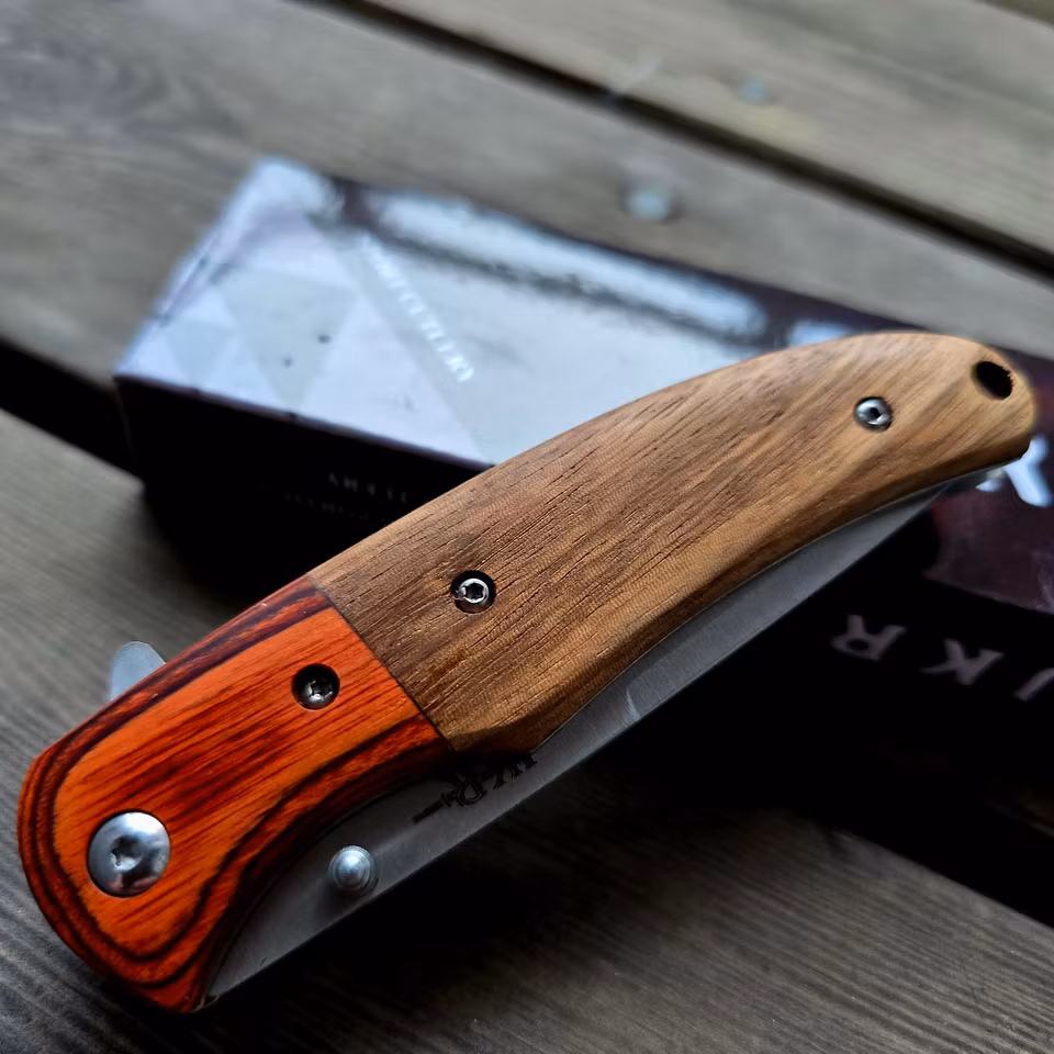Fällkniv med Zebrawood och pakkawood