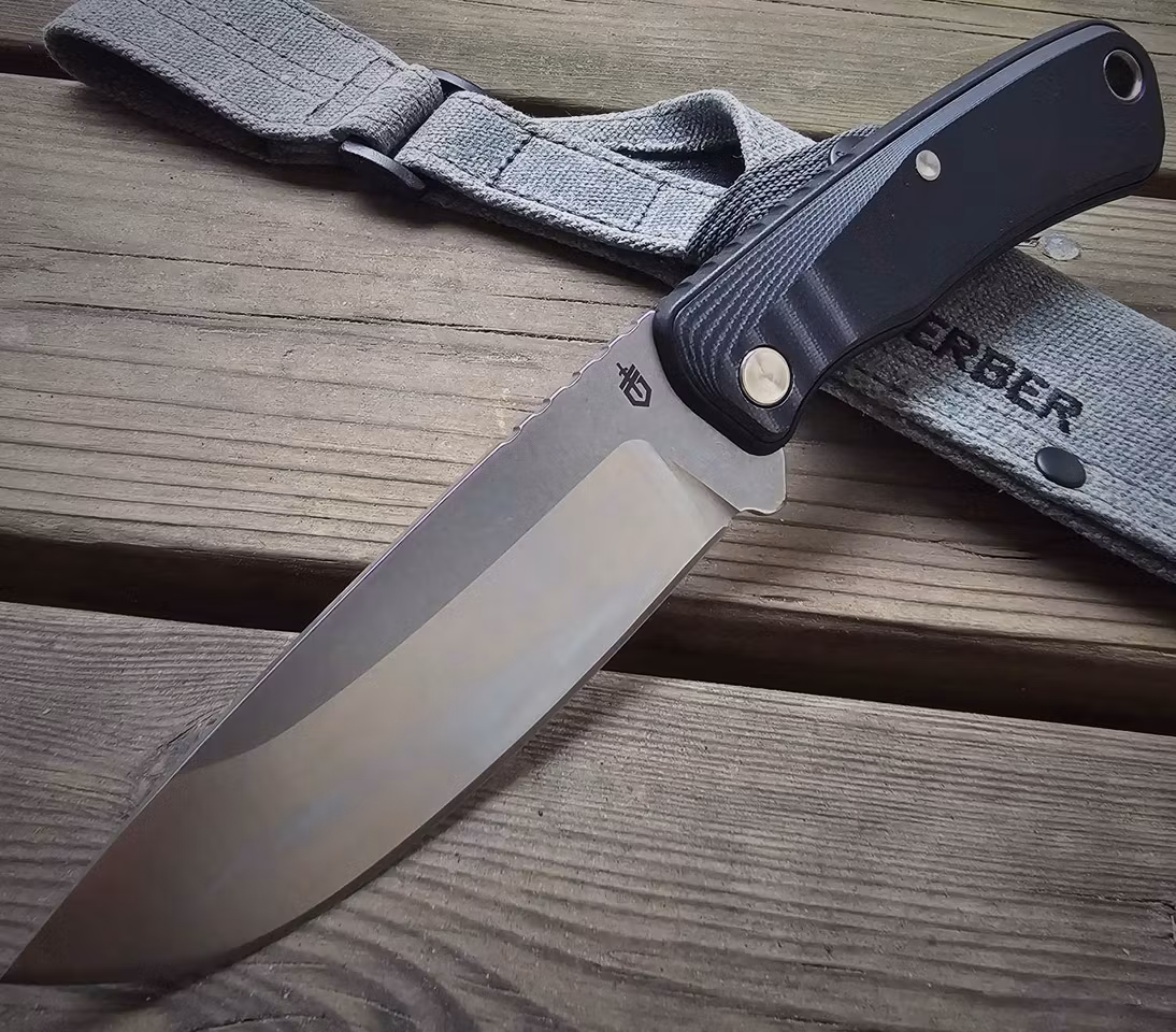Gerber Downwind Drop Point grey.
