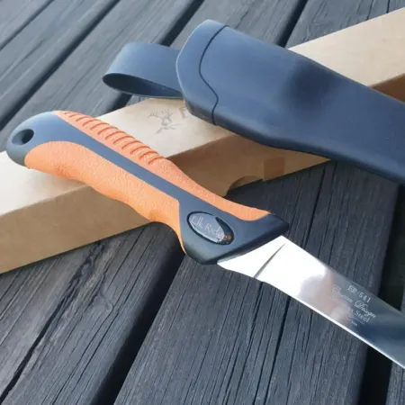 Elk Ridge ER-541 filékniv 17,5 cm – flexibelt blad och greppsäkert handtag