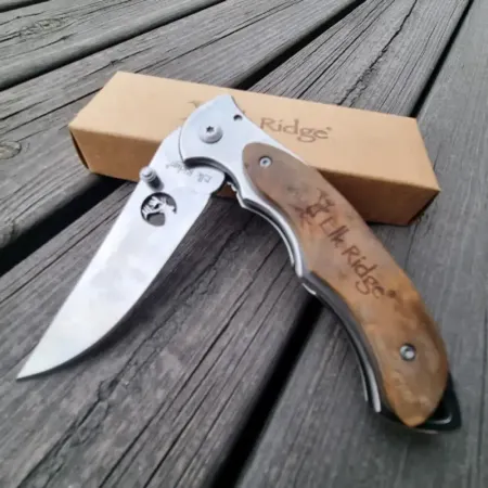 Elk Ridge ER-519 jaktfällkniv 8 cm – burlwood, 440-stål och lockback