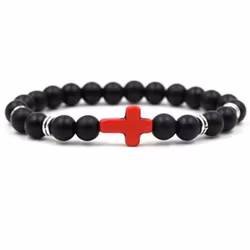 Armband med rött kors och mattsvarta stenar