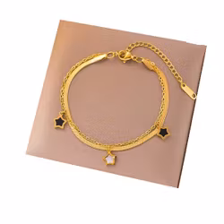Dubbelarmband med stjärnhängen