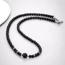 Svart halsband med lavasten och T-lås