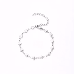 Silverarmband med hjärtan i rostfritt stål