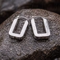 Rektangulära creoler i blankt stål