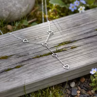 Halsband Hjärtan – Justerbart Silver