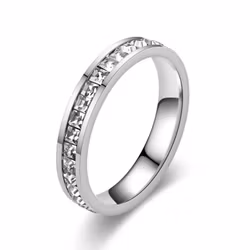 Ring dam kristaller rostfritt stål 4 mm