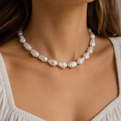 Choker med oregelbundna pärlor