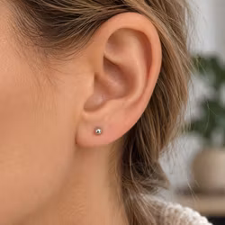 Stilrena kulaörhängen i silver 3 mm