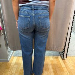 Blå jeans med knytband