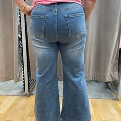 Långa vida jeans