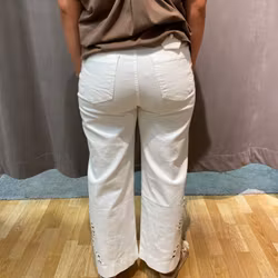 Vida vita jeans med hålbroderi