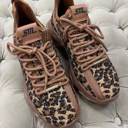 Leo mönstrade sneakers
