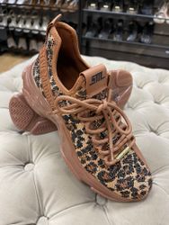 Leo mönstrade sneakers