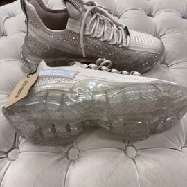 Maxilla Rose Gold sneakers