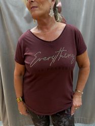 Vinröd T-shirt Everything is Possible