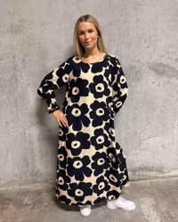 Dreamy atumn beige klänning