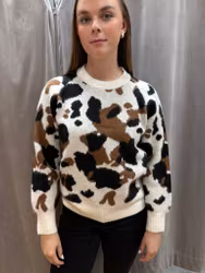 Jumper med ko mönster