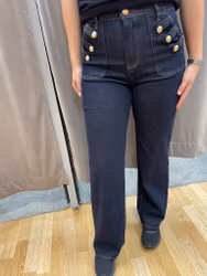 Jeans med dekorativa knappar marinblå denim