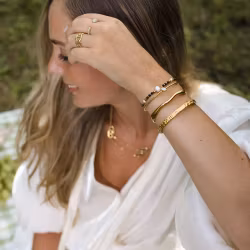 Como c shape bangle gold