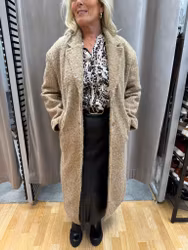 Beige kappa