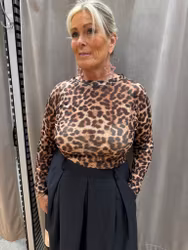 Leomönstrad mesh blus