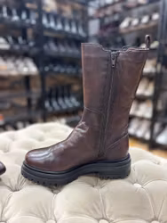 Mörkbruna höga skinnboots