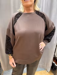 Brun sweatshirt med paljetter