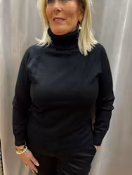 Svart stickad polotröja