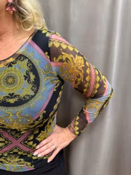 Medaljong mönstrad meshtopp