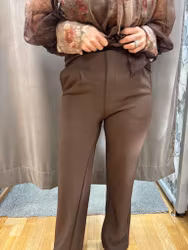 Bruna superstretch-byxor utan dragkedja