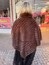 Chokladbrun päls poncho