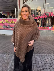 Taupe päls poncho