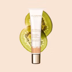 REA - Clarins skin illusion tinted moisturizer - ord. pris 450 kr