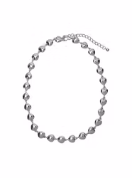 Halsband med hjärtan