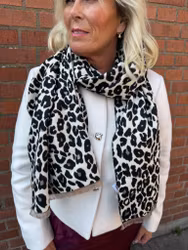 Ljus leopard halsduk