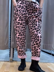 Magiska byxor i rosa leo