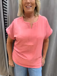 Rosa blus med kort ärm